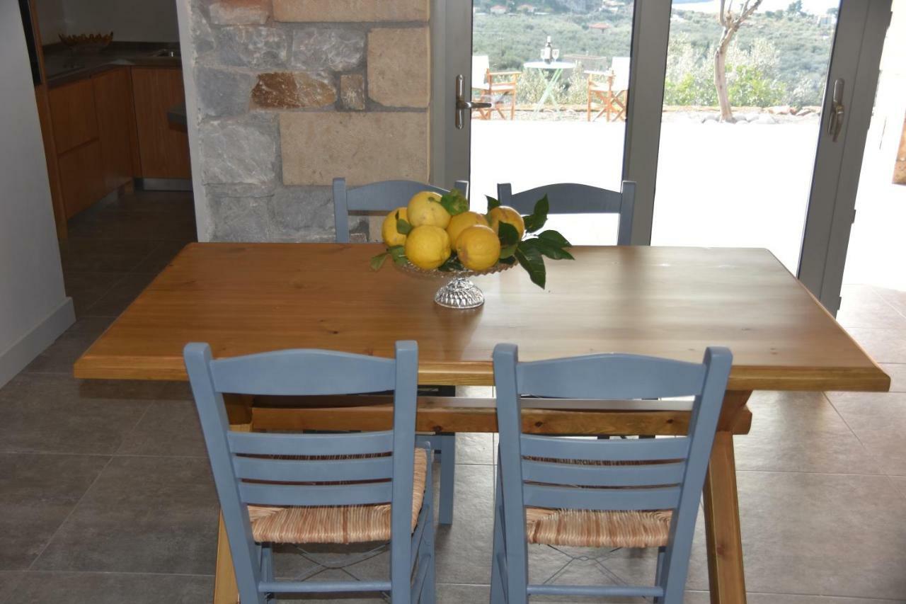 Athina'S Stone House In Kardamyli 빌라 외부 사진
